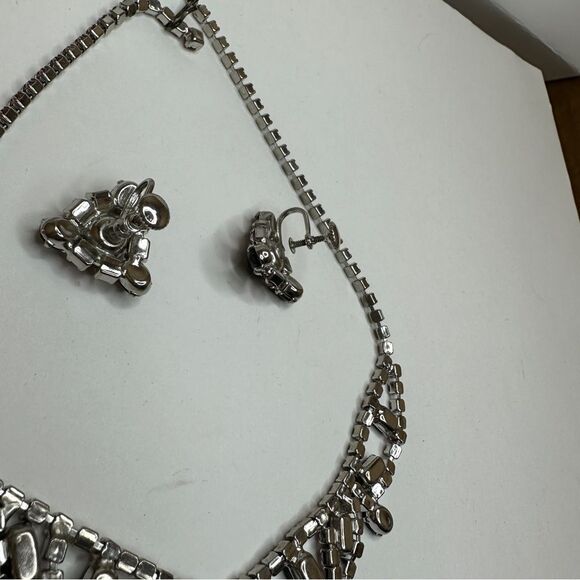 Fashion Jewelry Black and Pink Rhinestone Necklace and Screw Back Earrings - Picture 10 of 14